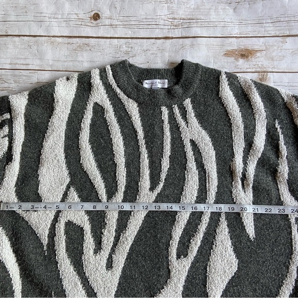 💜MICHAEL STARS patterned sweater - Picture 5 of 6